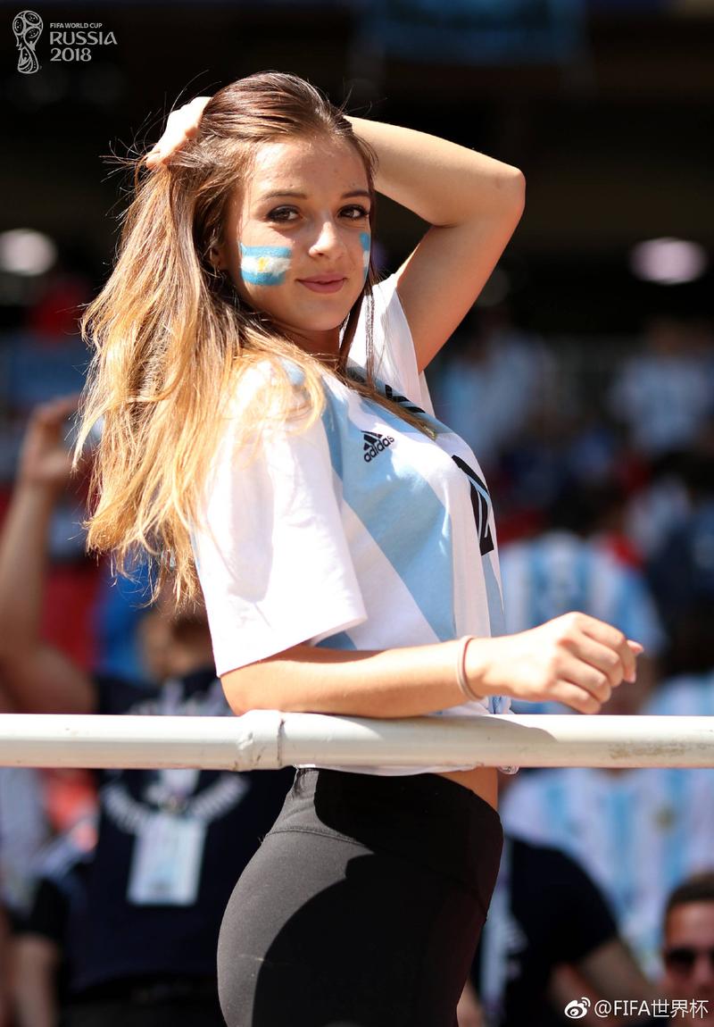 世界杯女足球小姐退役直播