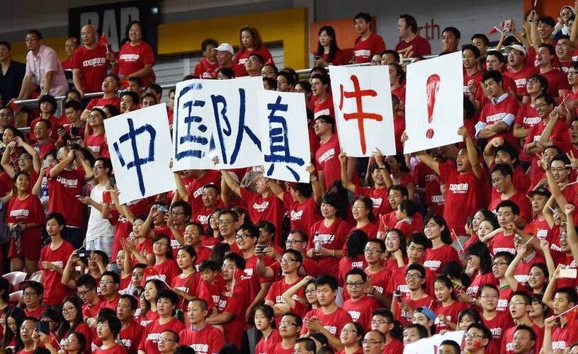 中国对战日本足球直播回放