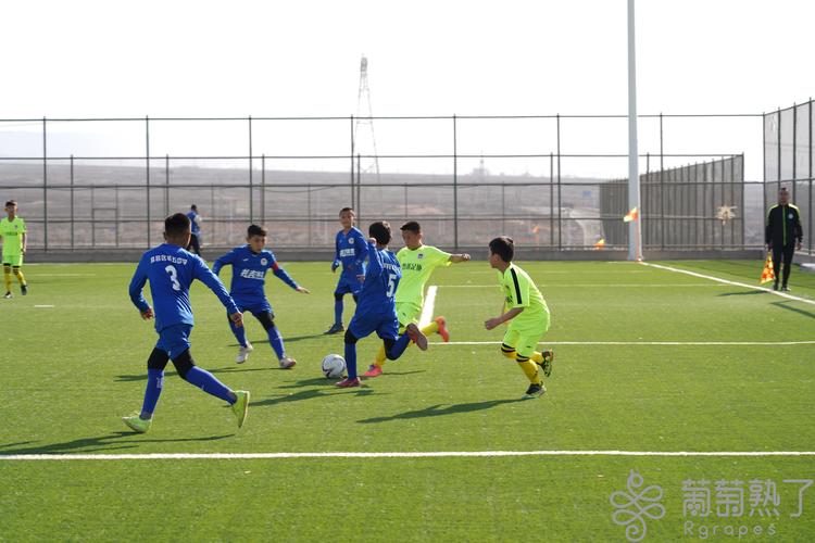 全疆青少年足球比赛吐鲁番市