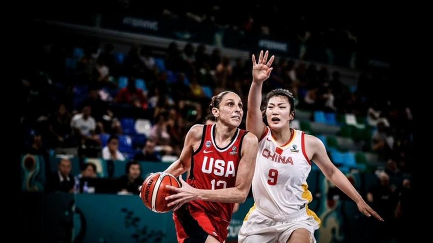 女篮对战美国篮球直播回放_直播中国女篮对美国篮球决赛