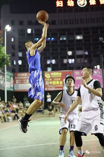 安化杨林社区篮球赛直播