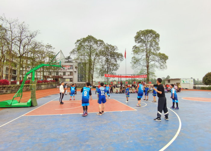 广安中学打篮球视频直播
