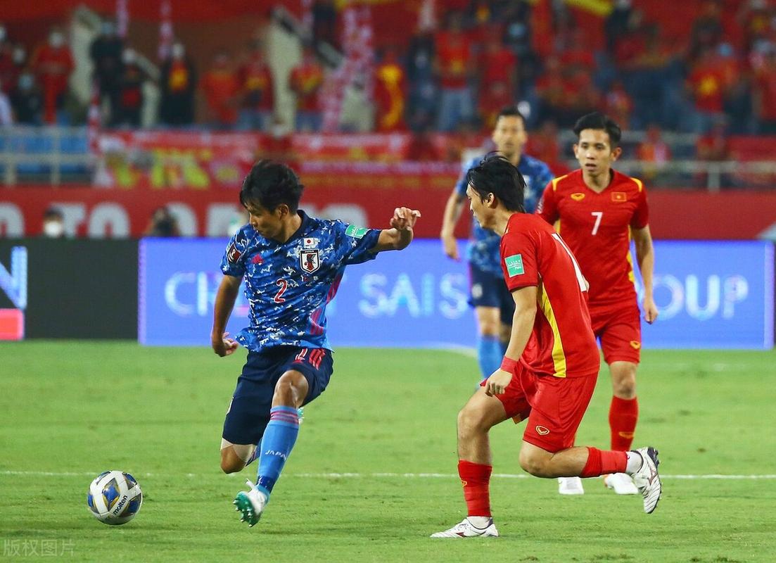 日本对阵越南足球直播回放
