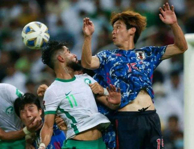 日本对阿曼足球现场直播