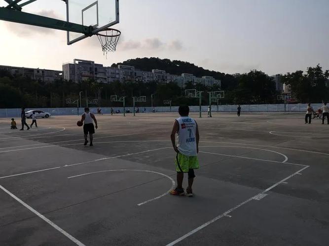 篮球直播阳江中心学校