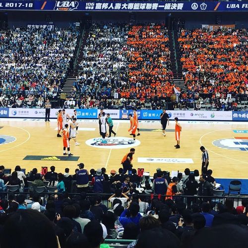 紫峰小学篮球比赛现场直播