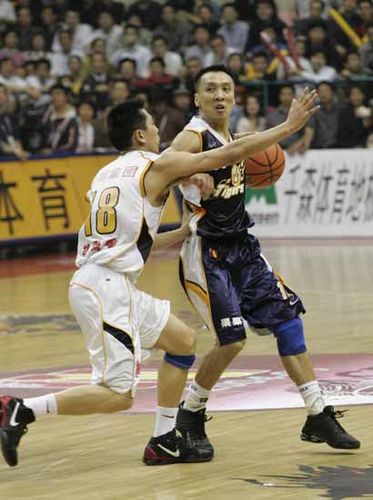苏苏篮球总决赛_江苏南钢04至05赛季总决赛