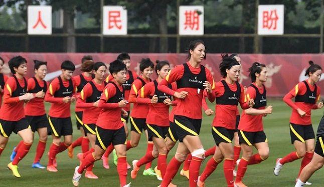 观看越南女子足球视频直播_越南足球比赛直播