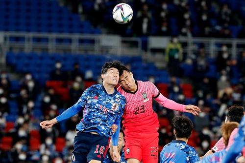 足球日本对韩国比赛直播