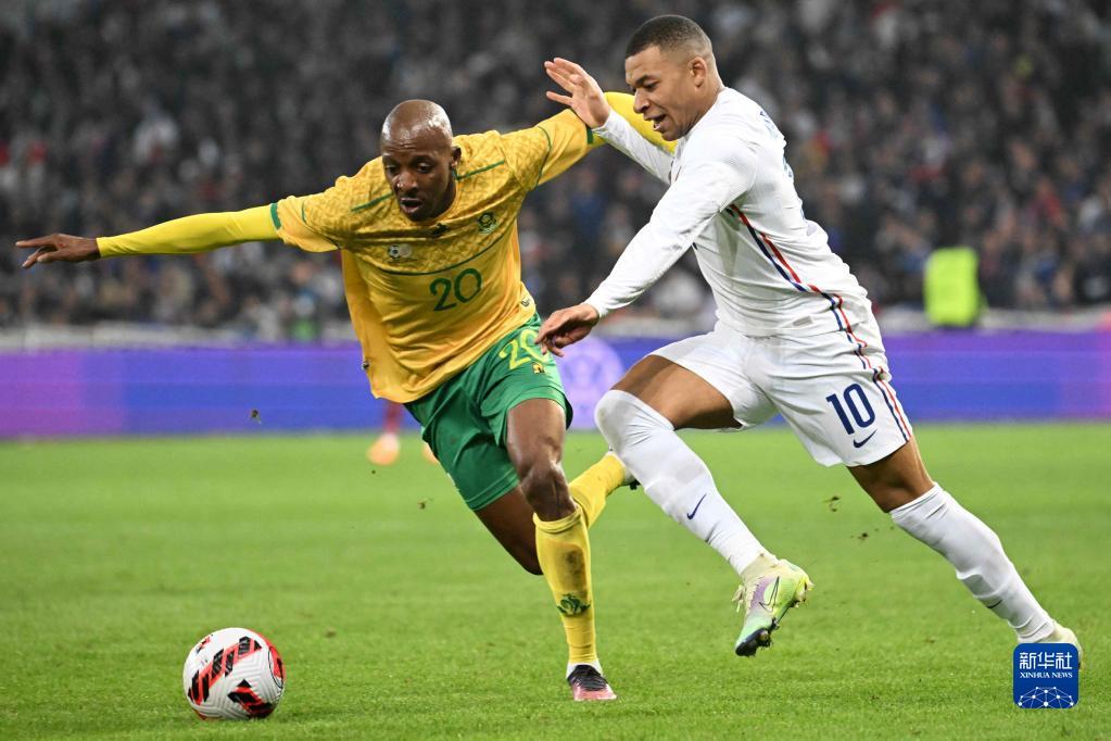 足球法国vs南非直播_法国vs南非比赛直播