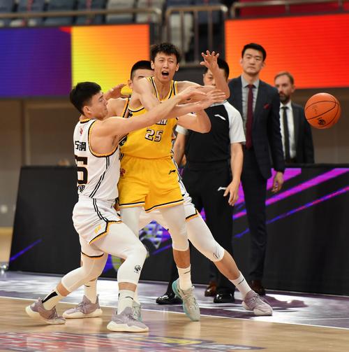 辽宁和浙江篮球比赛直播全程