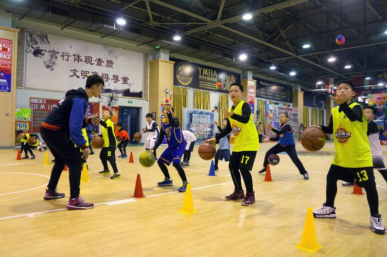 重庆篮球教练直播视频_重庆篮球课程直播间